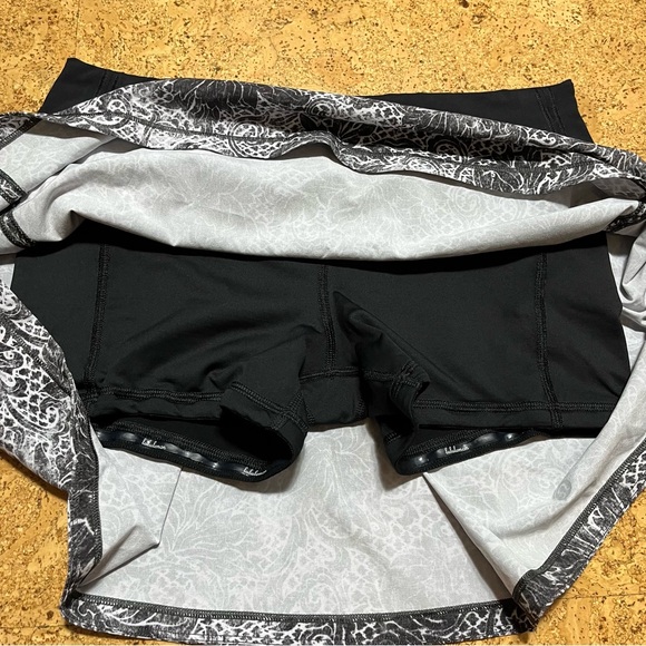 Lululemon Pace Revival Skirt II In Masked Lace Starlight Black W8852T Sz 6 Tall - Picture 13 of 16